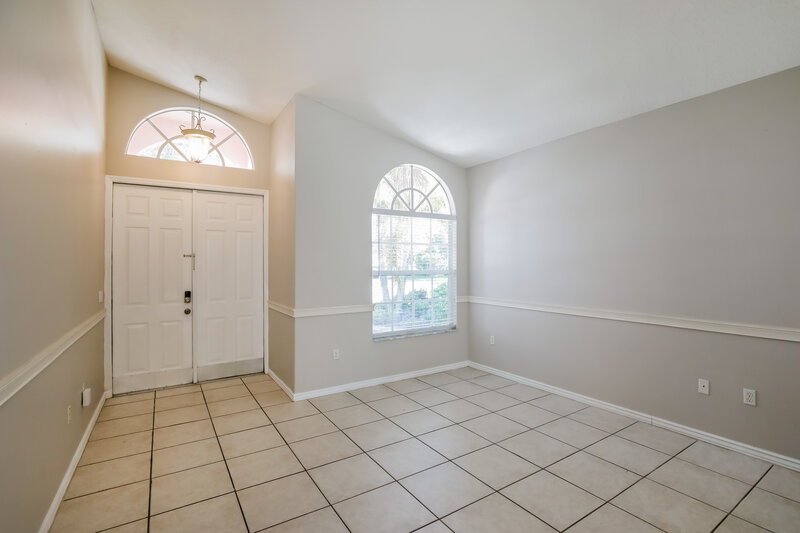 2,900/Mo, 12418 NW 53rd St Coral Springs, FL 33076 Living Room View 2