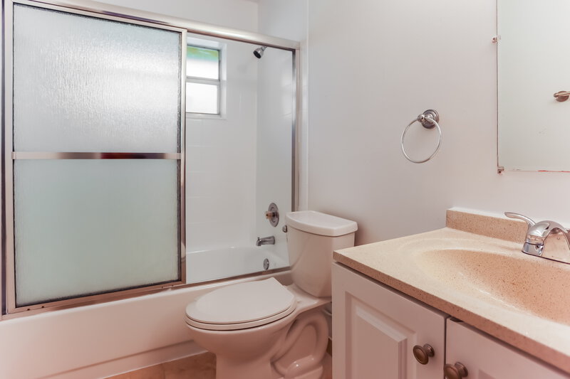 4,830/Mo, 11920 NW 24th St Plantation, FL 33323 Bathroom View