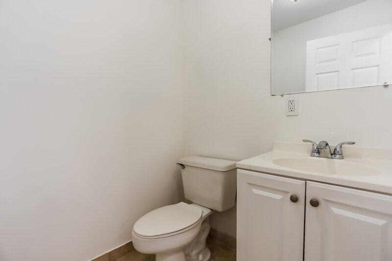 4,830/Mo, 11920 NW 24th St Plantation, FL 33323 Bathroom View 2