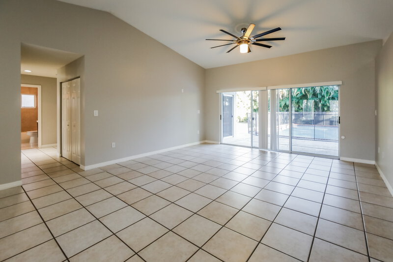 3,520/Mo, 19711 Cutler Ct Cutler Bay, FL 33189 Living Room View 2