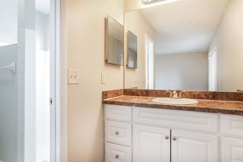 4,095/Mo, 10892 NW 21st St Coral Springs, FL 33071 Main Bathroom View