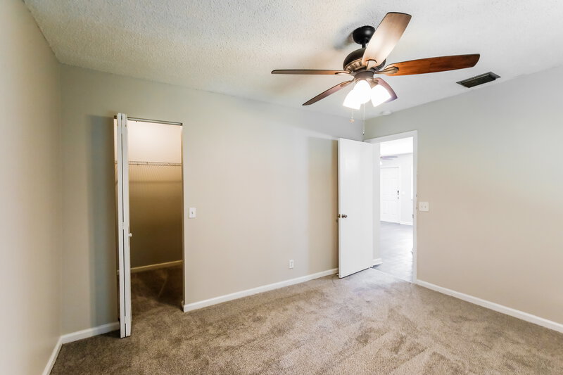 1,755/Mo, 5350 Elmhurst Rd Apt B West Palm Beach, FL 33417 Bedroom View 2