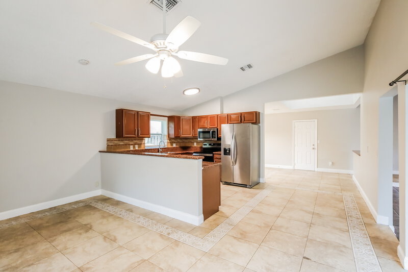 3,310/Mo, 4790 NW 85th Ave Lauderhill, FL 33351 Family Room View