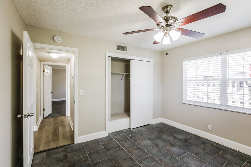 3,155/Mo, 3291 NW 65th St Fort Lauderdale, FL 33309 Bedroom View 2