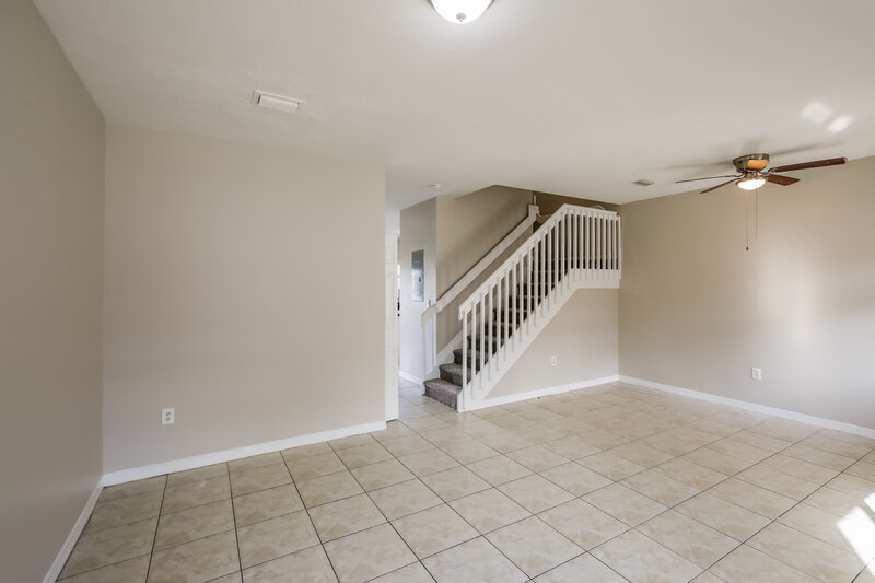 2,180/Mo, 1547 SE 31st Ct Homestead, FL 33035 Living Room View