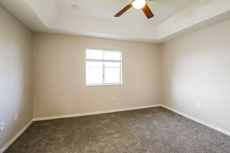 2,180/Mo, 1547 SE 31st Ct Homestead, FL 33035 Main Bedroom View