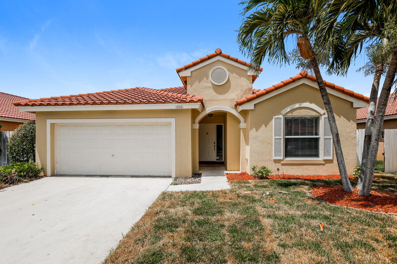 3,425/Mo, 16561 NW 9th St Pembroke Pines, FL 33028 External View