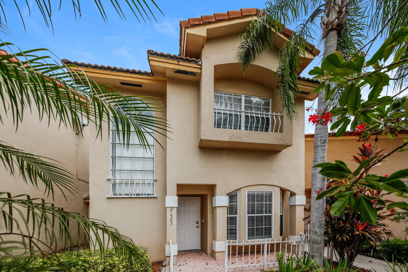 2,500/Mo, 21563 Sw 87Th Ct Miami, FL 33189 External View