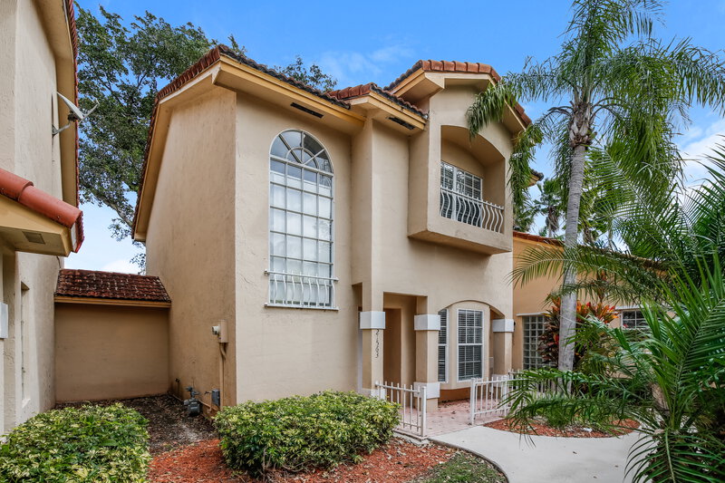 2,500/Mo, 21563 Sw 87Th Ct Miami, FL 33189 Front View
