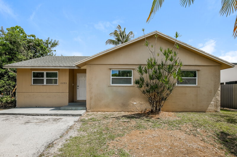 2,360/Mo, 13203 Sw 276Th Ter Homestead, FL 33032 External View
