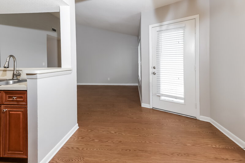 1,700/Mo, 815 W Boynton Beach Blvd 8-203 Boynton Beach, FL 33426 Breakfast Nook View