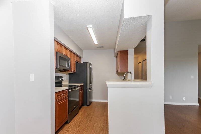 1,700/Mo, 815 W Boynton Beach Blvd 8-203 Boynton Beach, FL 33426 Kitchen View
