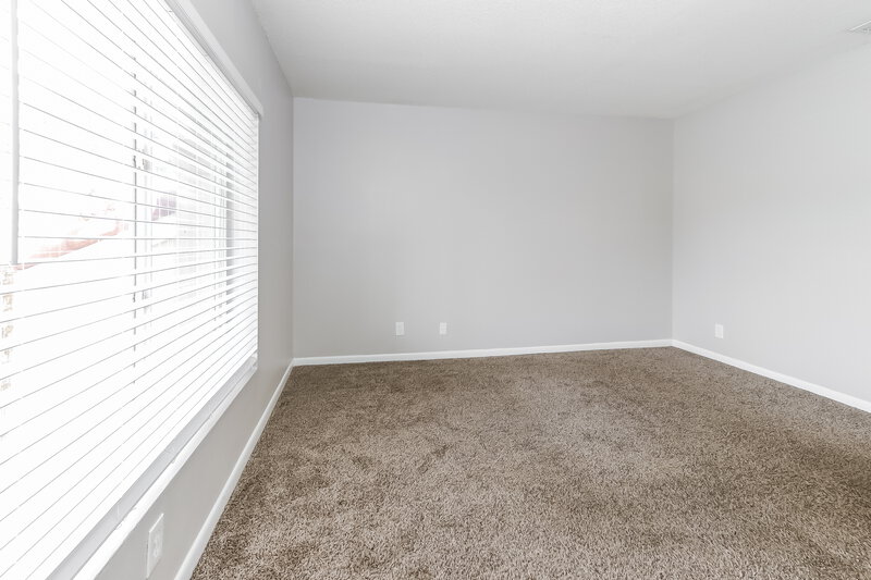 1,700/Mo, 815 W Boynton Beach Blvd 8-203 Boynton Beach, FL 33426 Main Bedroom View 2