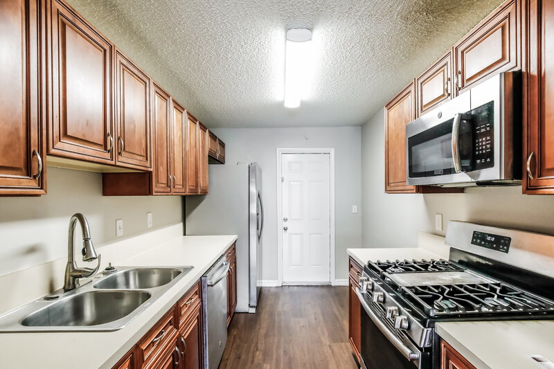 2,450/Mo, 18221 Nw 40Th Ct Miami Gardens, FL 33055 Misc View 4