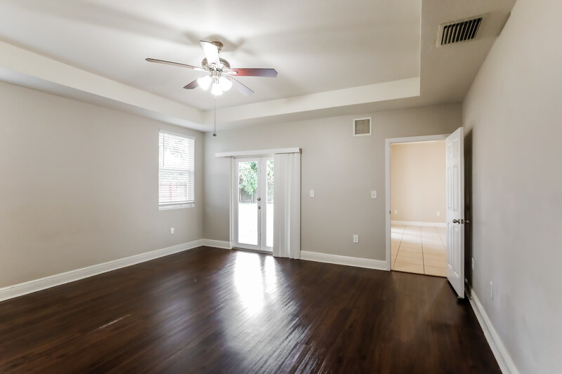 3,745/Mo, 17321 Sw 93Rd Ave Palmetto Bay, FL 33157 Main Bedroom View 2