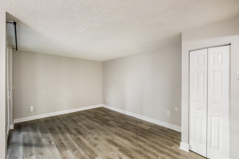 1,740/Mo, 8205 Sw 152Nd Ave # F-112 Miami, FL 33193 Living Room View 2