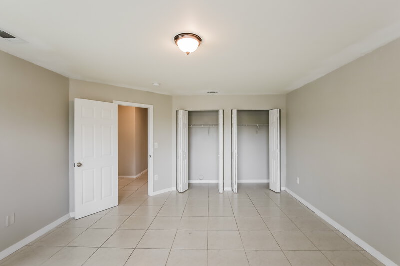 3,830/Mo, 730 W 33RD ST Hialeah, FL 33012 Bedroom View