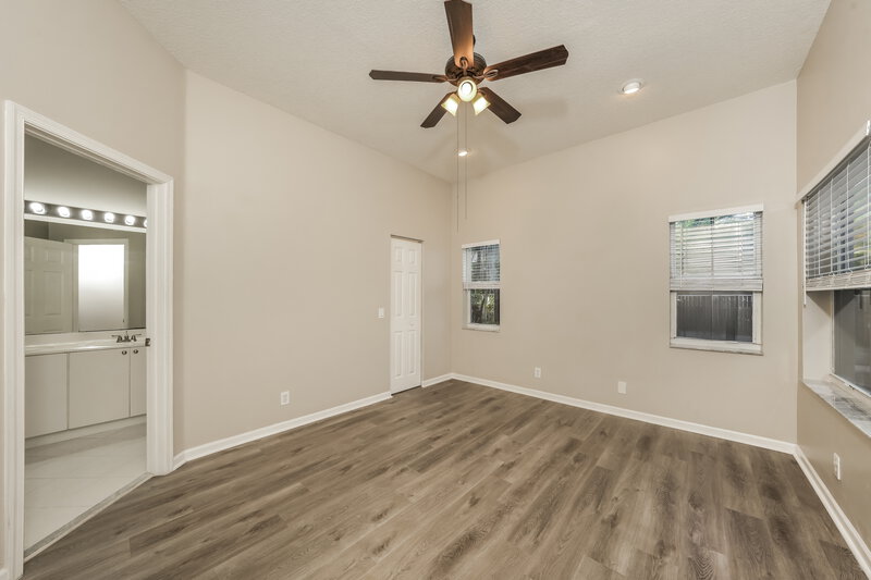 3,895/Mo, 966 Bluewood Ter Weston, FL 33327 Main Bedroom View