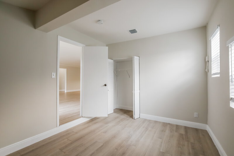 3,385/Mo, 5560 SW 5TH TER ,#1 Coral Gables, FL 33134 Bedroom View 2