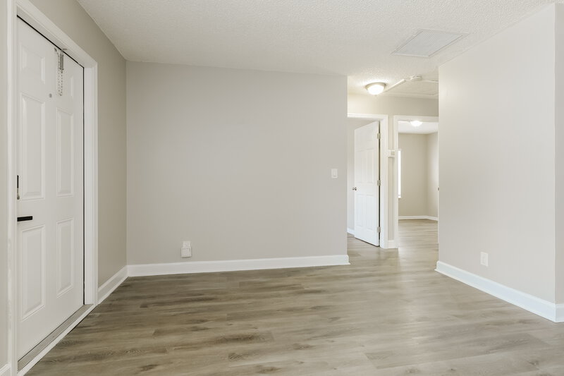 2,740/Mo, 5872 Corson Pl Lake Worth, FL 33463 Living Room View 3
