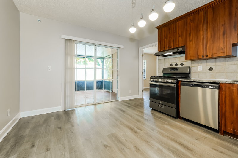 2,740/Mo, 5872 Corson Pl Lake Worth, FL 33463 Dining Room View