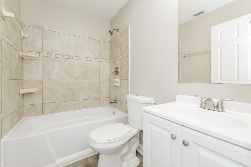 2,740/Mo, 5872 Corson Pl Lake Worth, FL 33463 Bathroom View