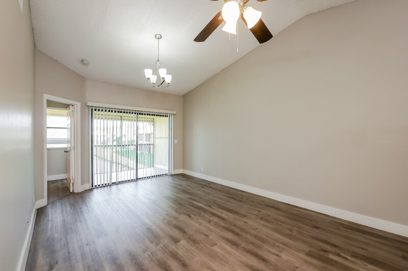 1,810/Mo, 2531 Nw 56Th Ave 110 Lauderhill, FL 33313 Misc View