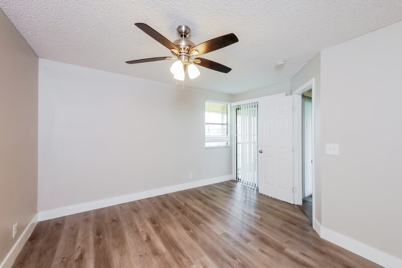 1,810/Mo, 2531 Nw 56Th Ave 110 Lauderhill, FL 33313 Misc View 8