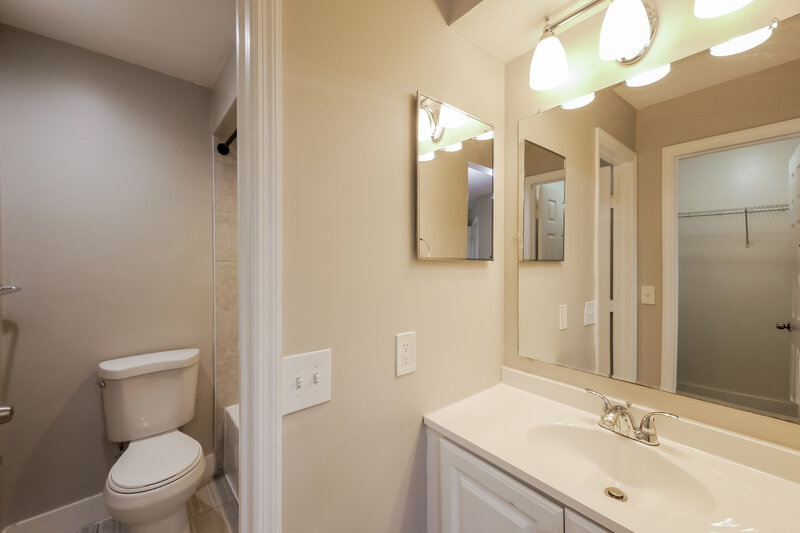 1,810/Mo, 2531 Nw 56Th Ave 110 Lauderhill, FL 33313 Misc View 9