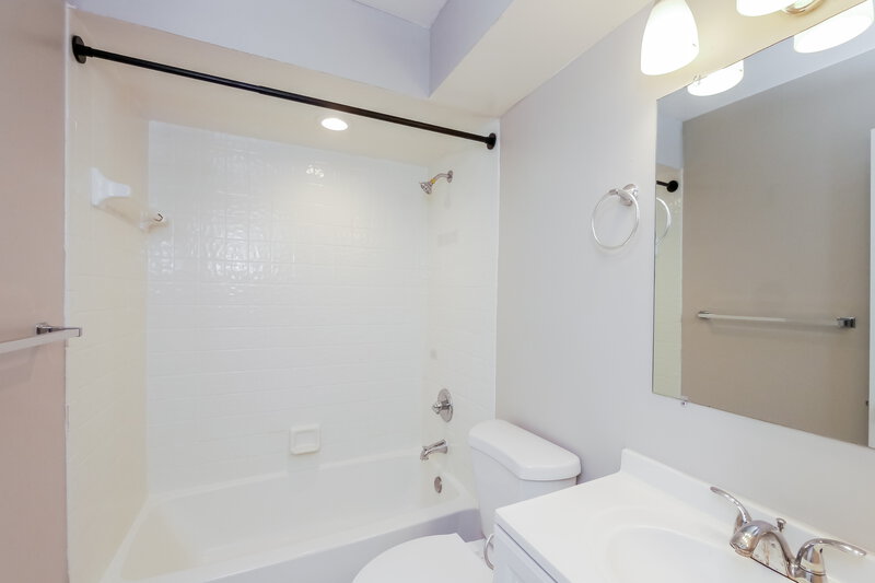 1,810/Mo, 2531 Nw 56Th Ave 110 Lauderhill, FL 33313 Misc View 13