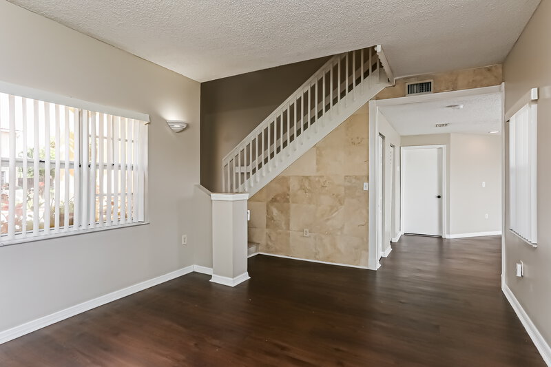3,820/Mo, 4361 SW 153rd Ct Miami, FL 33185 Living Room View