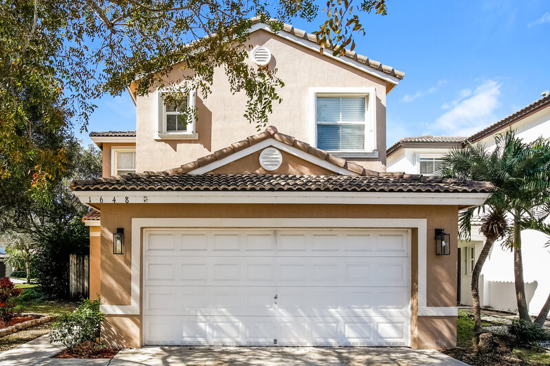 2,620/Mo, 1648 SE 20th Rd Homestead, FL 33035 External View