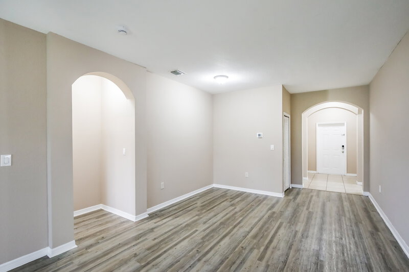 2,860/Mo, 10821 SW 232nd St Miami, FL 33170 Living Room View 2