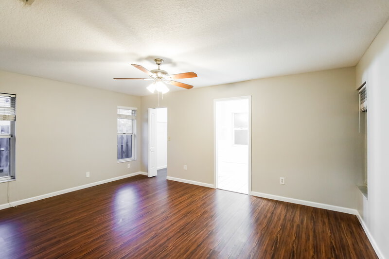 3,510/Mo, 1703 Egret Rd Homestead, FL 33035 Main Bedroom View