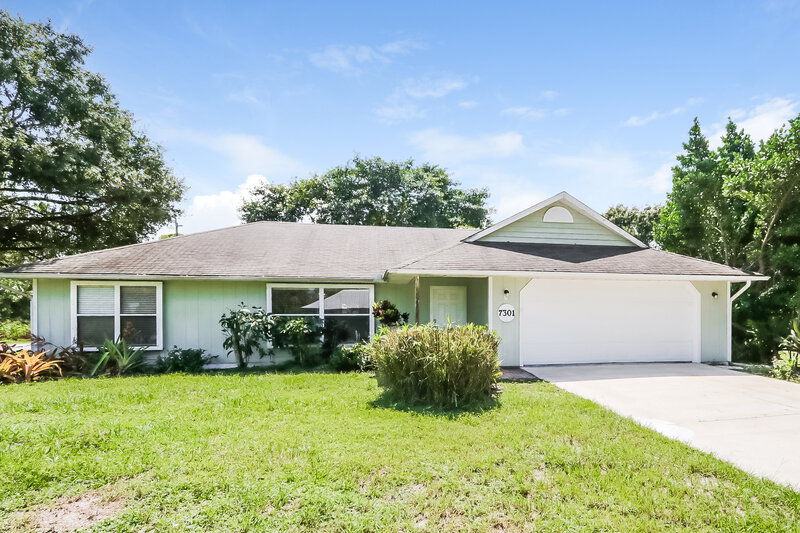 2,150/Mo, 7301 Plumosa Ln Fort Pierce, FL 34951 External View