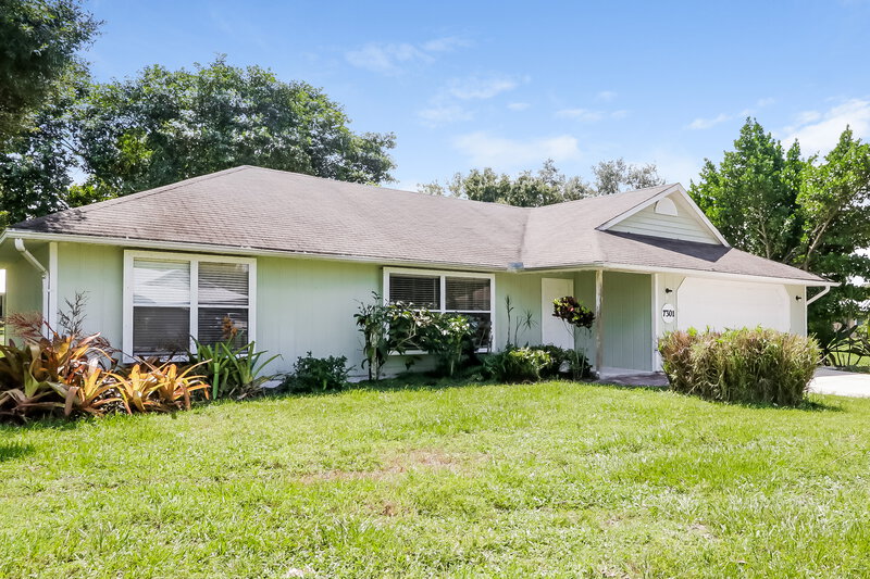 2,150/Mo, 7301 Plumosa Ln Fort Pierce, FL 34951 Front View 2