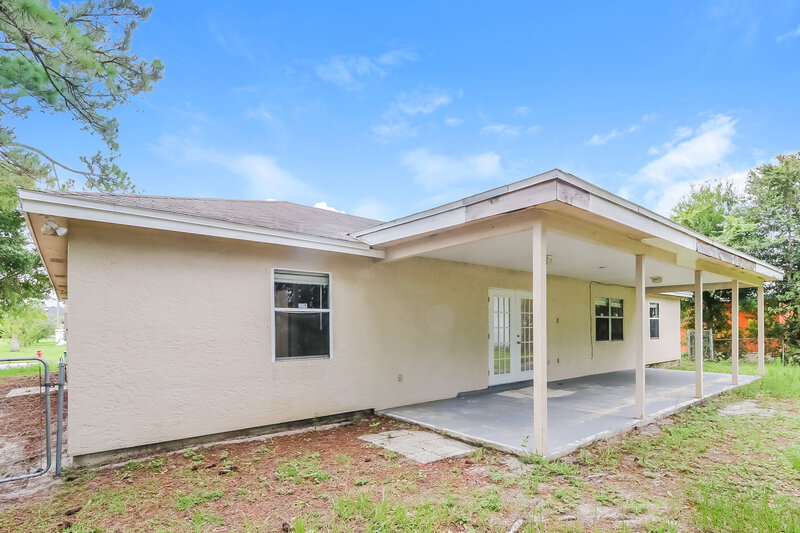 3,430/Mo, 1942 SW Erie St Port St Lucie, FL 34953 Rear View
