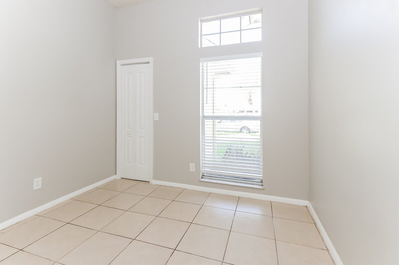 2,220/Mo, 801 SW Bayshore Blvd Port St Lucie, FL 34983 Bedroom View 3