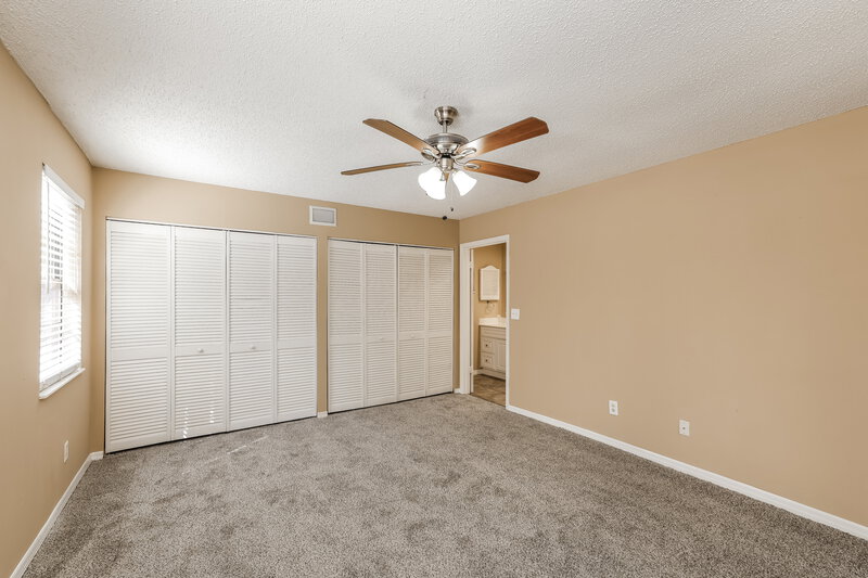 1,965/Mo, 167 NE Twylite Terrace Port St Lucie, FL 34983 Main Bedroom View