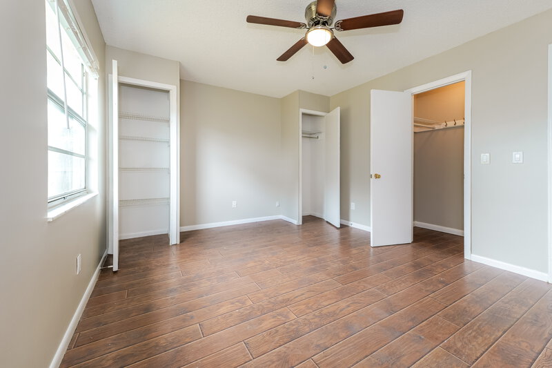 2,190/Mo, 357 NW Hibiscus St Port St Lucie, FL 34983 Main Bedroom View 2