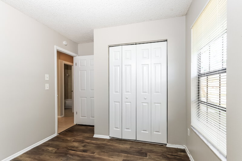 2,185/Mo, 132 SW Langfield Ave Port St Lucie, FL 34984 Bedroom View 2