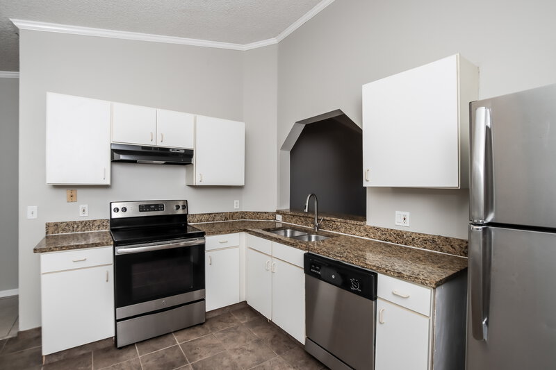 2,090/Mo, 108 Osceola Ave Sebastian, FL 32958 Kitchen View 2