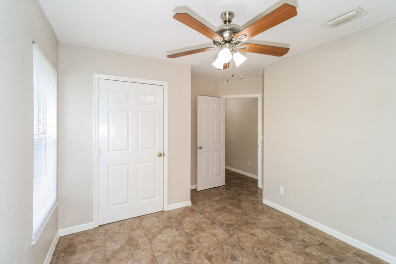 1,900/Mo, 1336 25th Ave SW Vero Beach, FL 32962 Bedroom View
