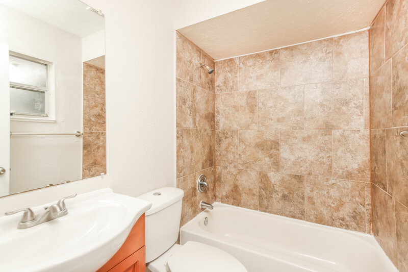 1,790/Mo, 9285 101st Ave Vero Beach, FL 32967 Misc View 8