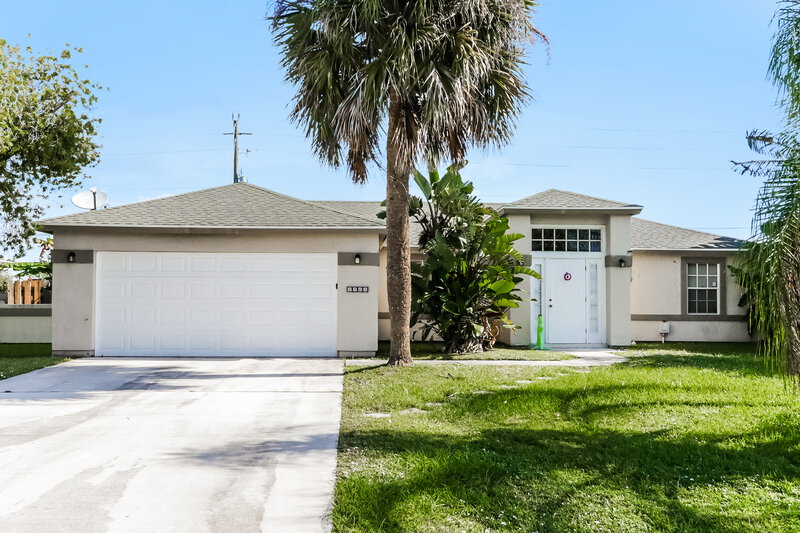 2,440/Mo, 1565 SE Appamattox Terrace Port St Lucie, FL 34952 External View