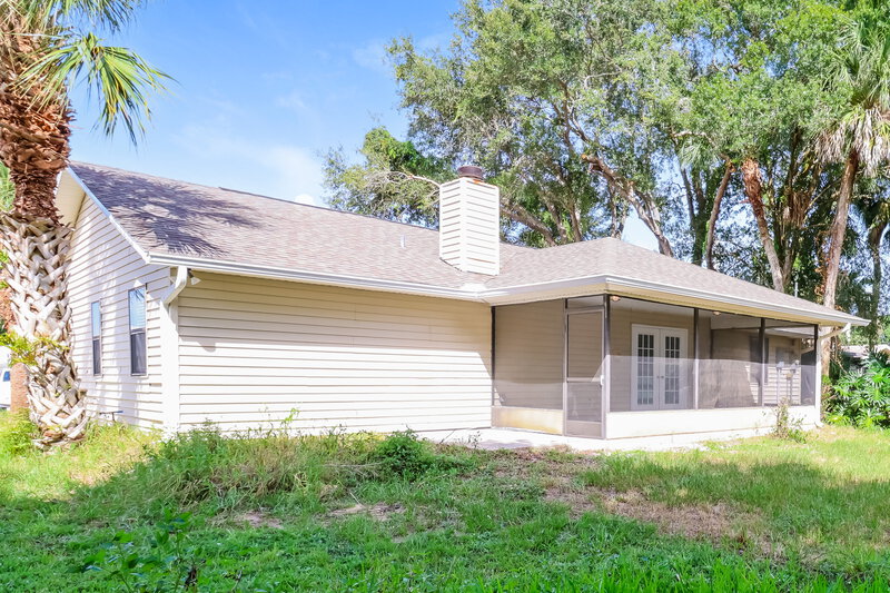 2,015/Mo, 1181 Barber St Sebastian, FL 32958 Rear View