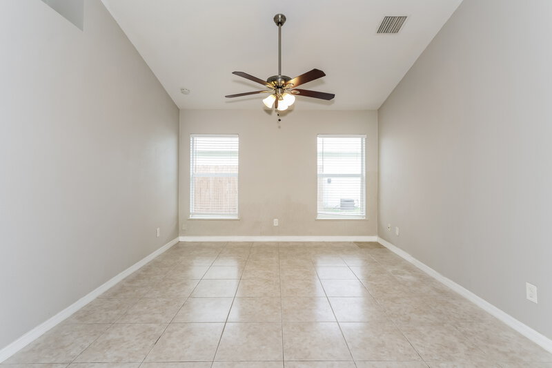 1,835/Mo, 1535 18th Ave SW Vero Beach, FL 32962 Living Room View