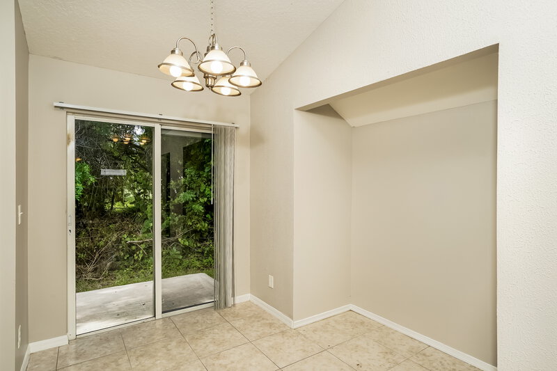 1,925/Mo, 1535 18th Ave SW Vero Beach, FL 32962 Dining Room View
