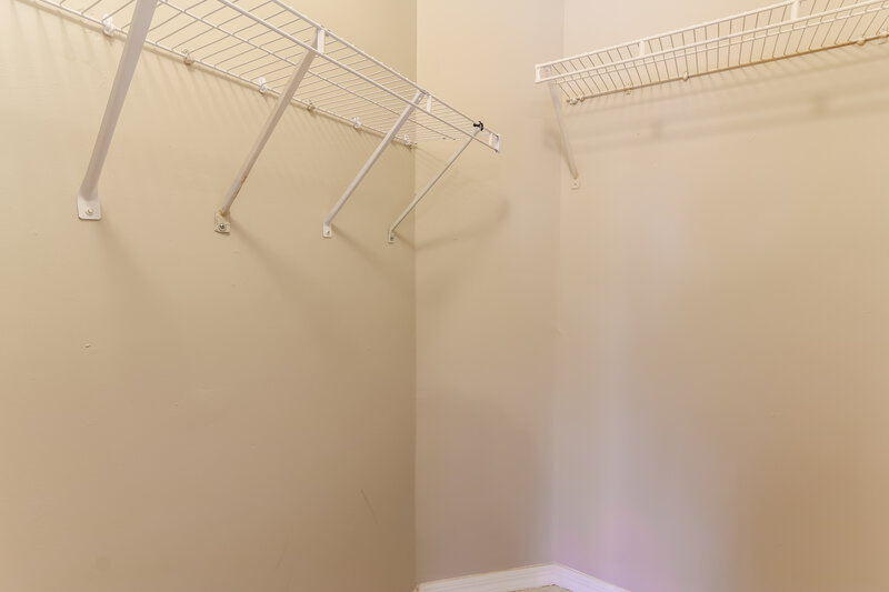 1,835/Mo, 1535 18th Ave SW Vero Beach, FL 32962 Walk In Closet View