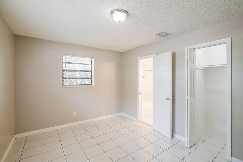 2,880/Mo, 2643 Nassau Dr Miramar, FL 33023 Main Bedroom View